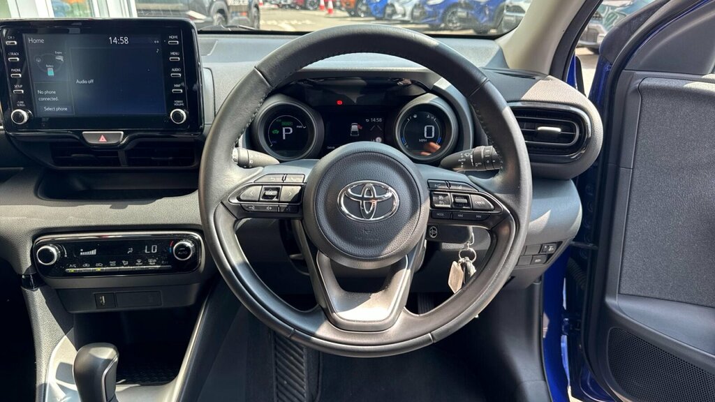 Toyota Yaris 1.5 Vvt-h Design E-cvt Euro 6 Ss SK71EYX Blue #6