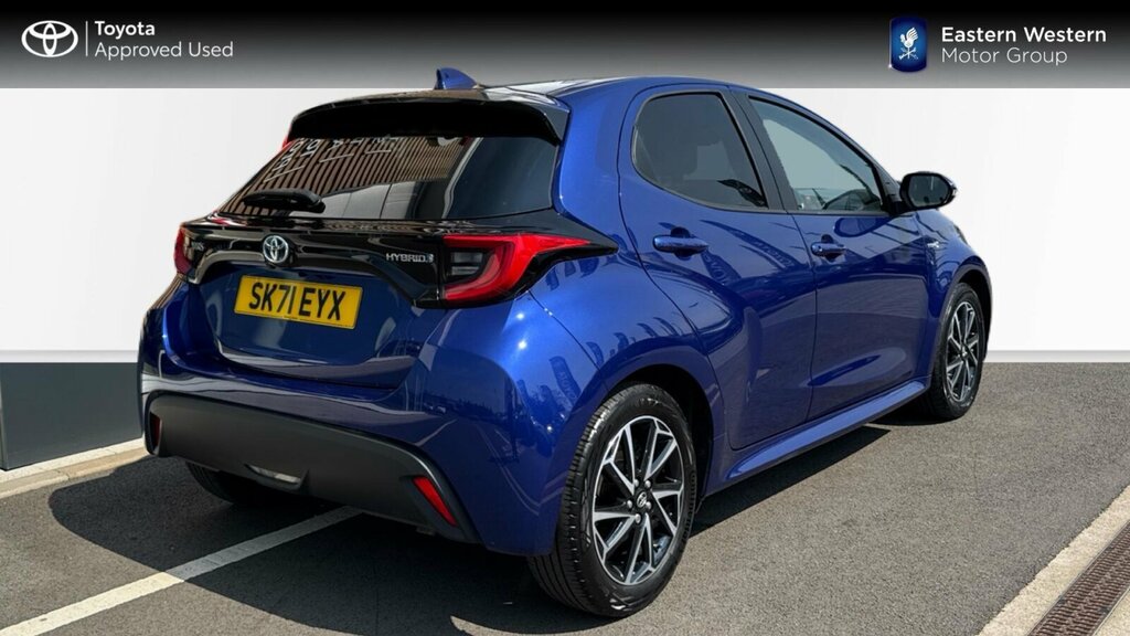 Toyota Yaris 1.5 Vvt-h Design E-cvt Euro 6 Ss SK71EYX Blue #2