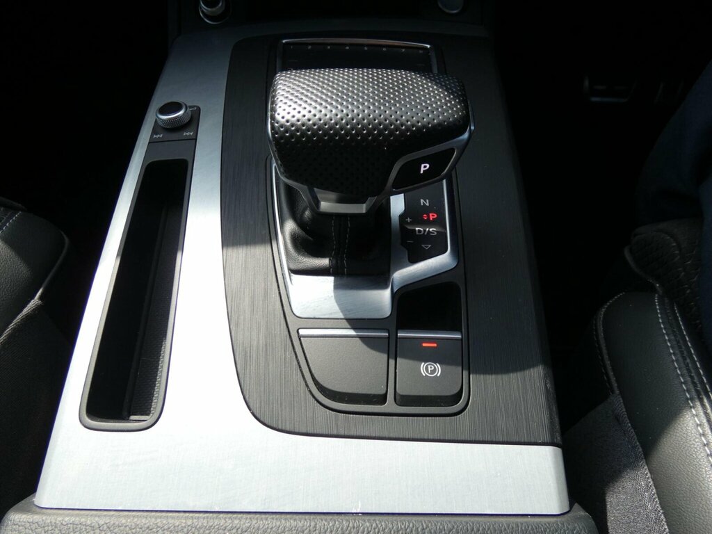 Audi Q5 Sport White #22