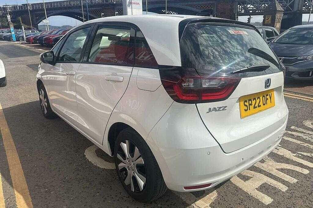 Honda Jazz 1.5 I-mmd Hybrid Sr Ecvt White #3
