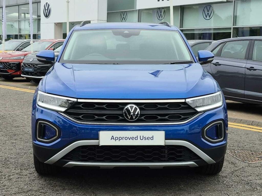 Volkswagen T-Roc Life 1.5 Tsi 150Ps 6-Speed Blue #2