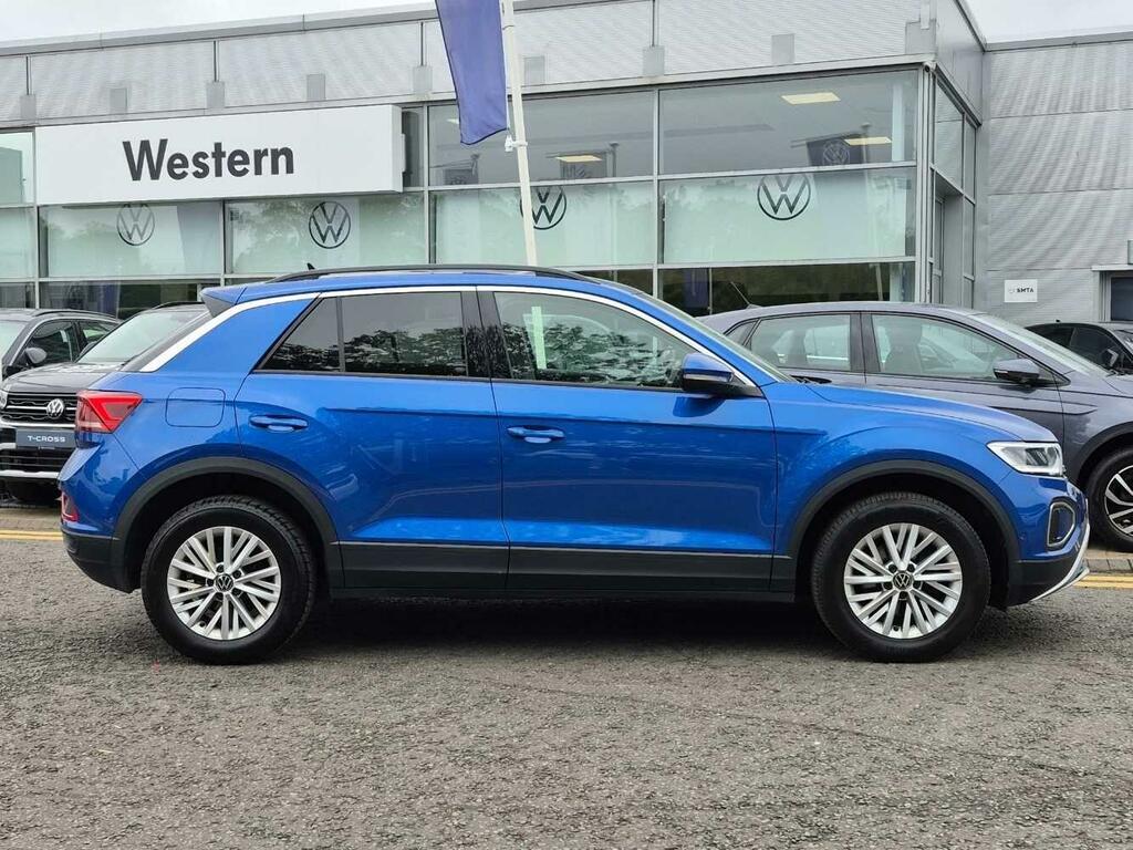 Volkswagen T-Roc Life 1.5 Tsi 150Ps 6-Speed Blue #5