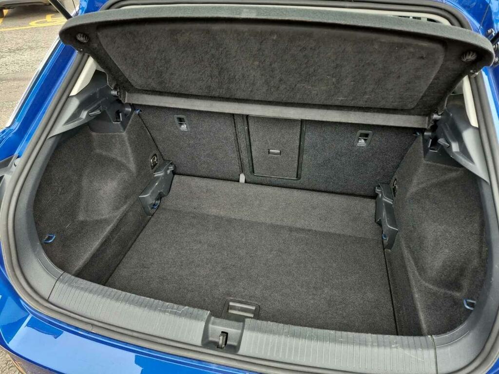 Volkswagen T-Roc Suv Black #32