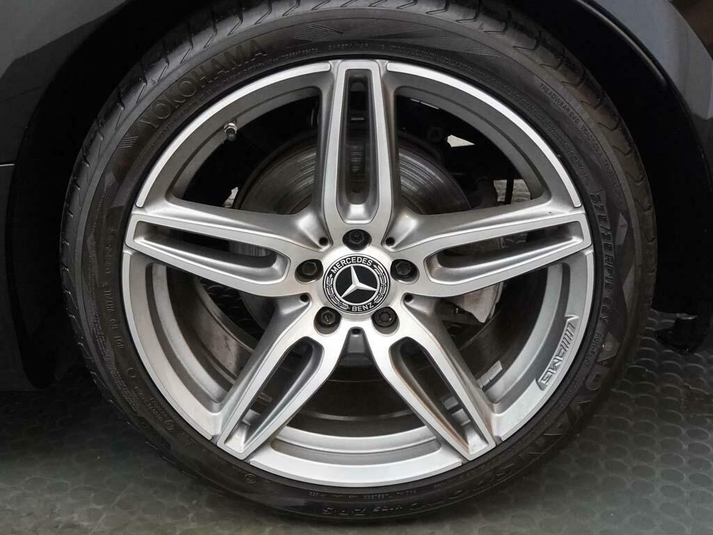 Mercedes-Benz E Class E 220 D Amg Line Premium SL69NUU Black #6