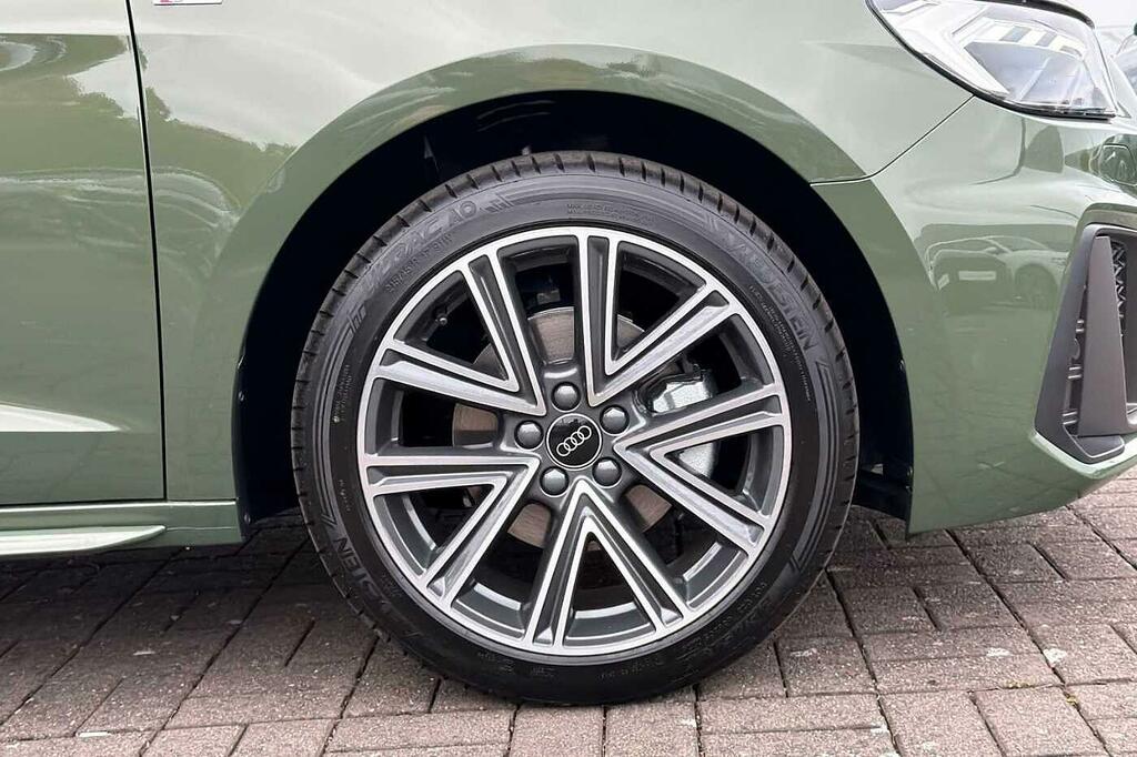 Audi A1 S Line 30 Tfsi 116 Ps 6-Speed SM26FWR Green #5