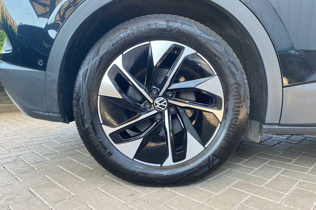 Volkswagen ID.4 210Kw Match Pro 77Kwh Black #5