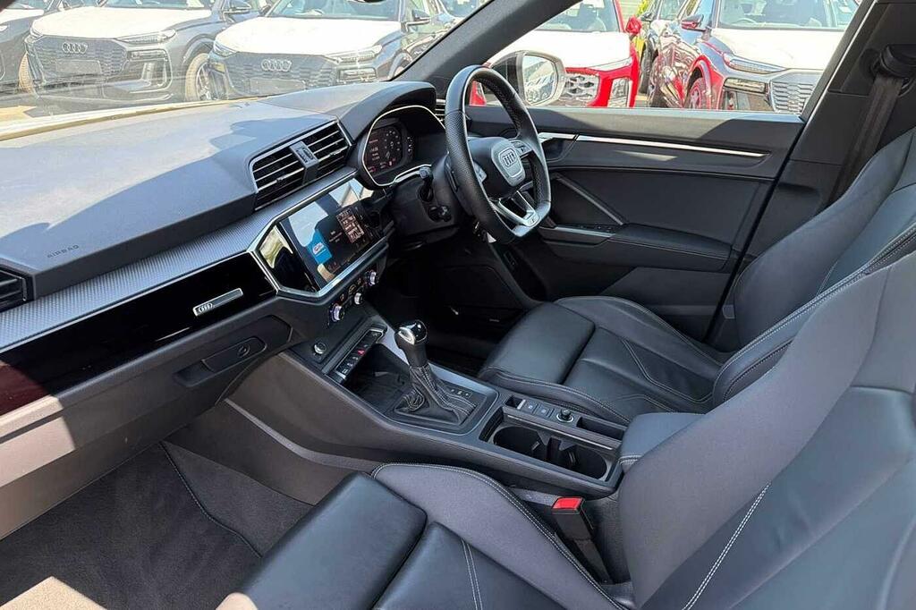 Audi Q3 Black Edition 35 Tfsi 150 Ps S Tronic SN24PNP White #2