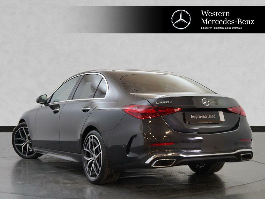 Mercedes-Benz C Class Saloon White #3