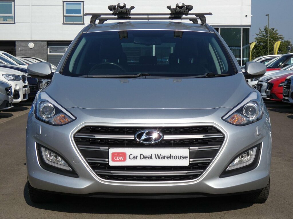Hyundai I30 1.6 Crdi Blue Drive Premium Tourer Euro 6 Ss Silver #5