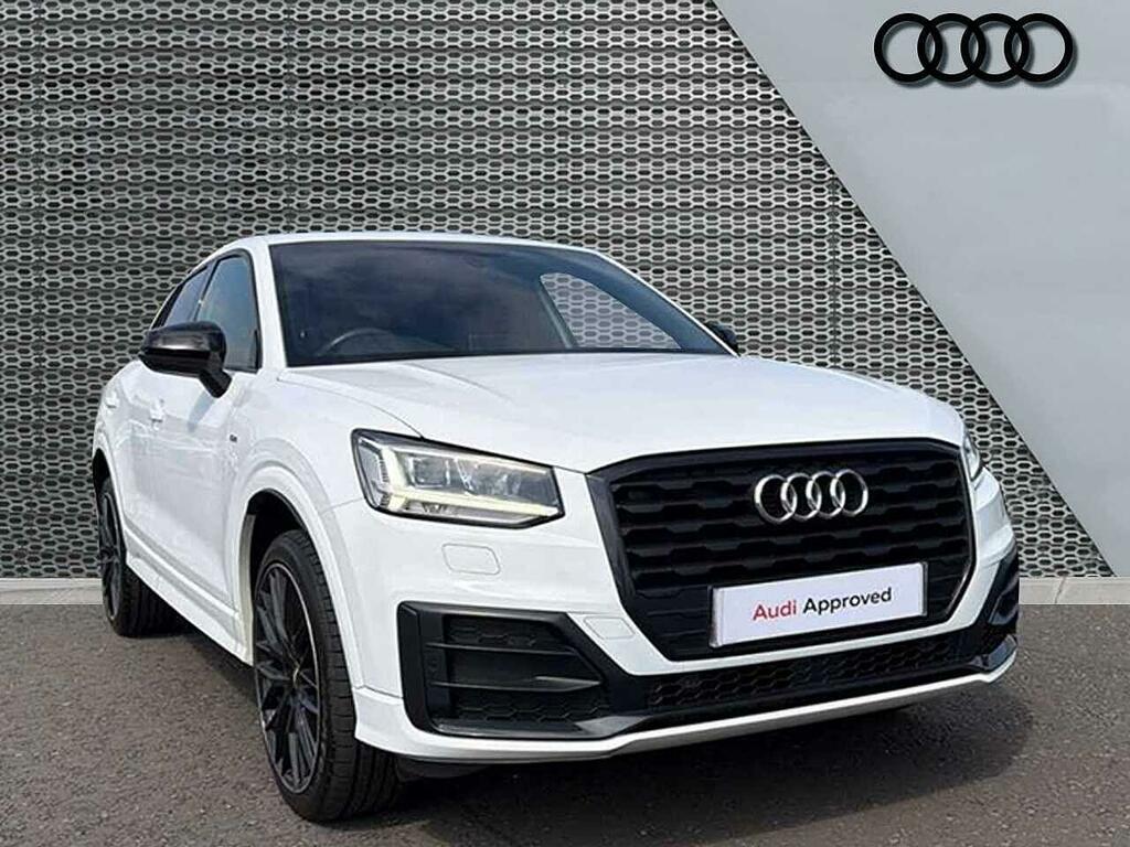 Audi Q2 Black Edition 35 Tfsi 150 Ps 6-Speed White