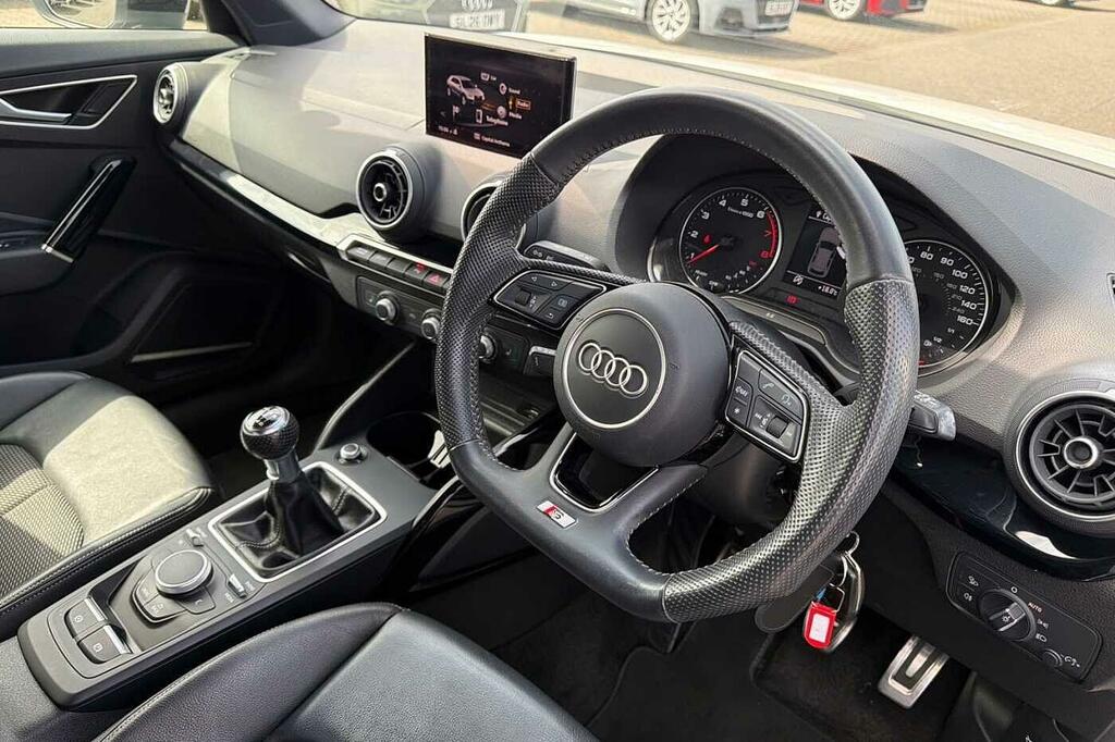 Audi Q2 Black Edition 35 Tfsi 150 Ps 6-Speed SL20AZX White #6