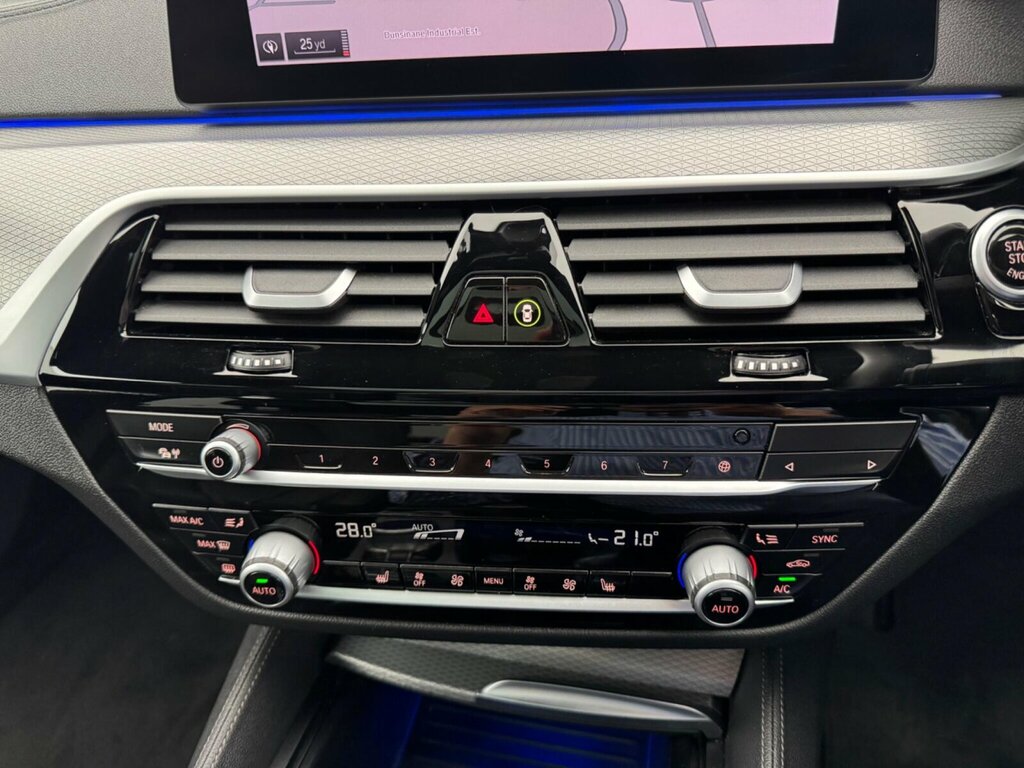 BMW 5 Series Se Blue #12