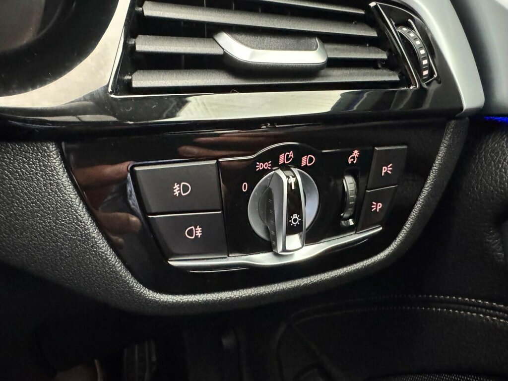 BMW 5 Series Se Blue #17