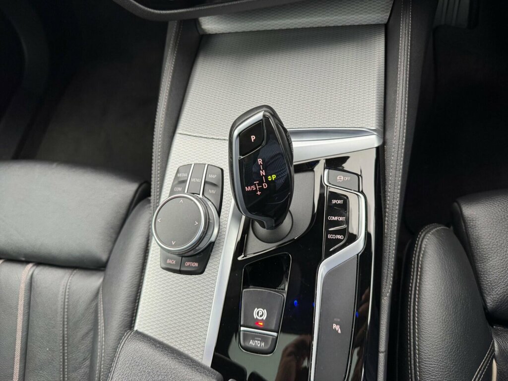 BMW 5 Series Se Blue #11