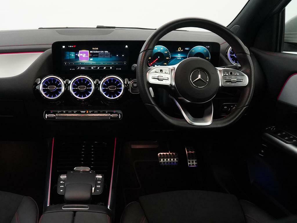 Mercedes-Benz EQA Eqa 350 4Matic Amg Line Premium White #5