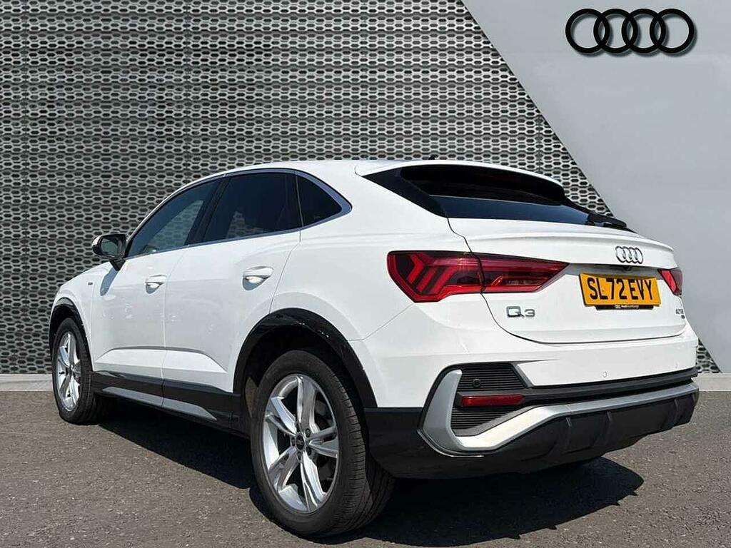 Audi Q3 Sport Black #3