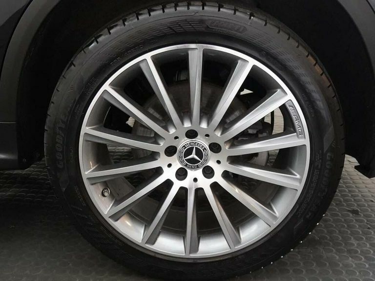 Mercedes-Benz GLC Class Glc 220 D 4Matic Amg Line Premium Black #5