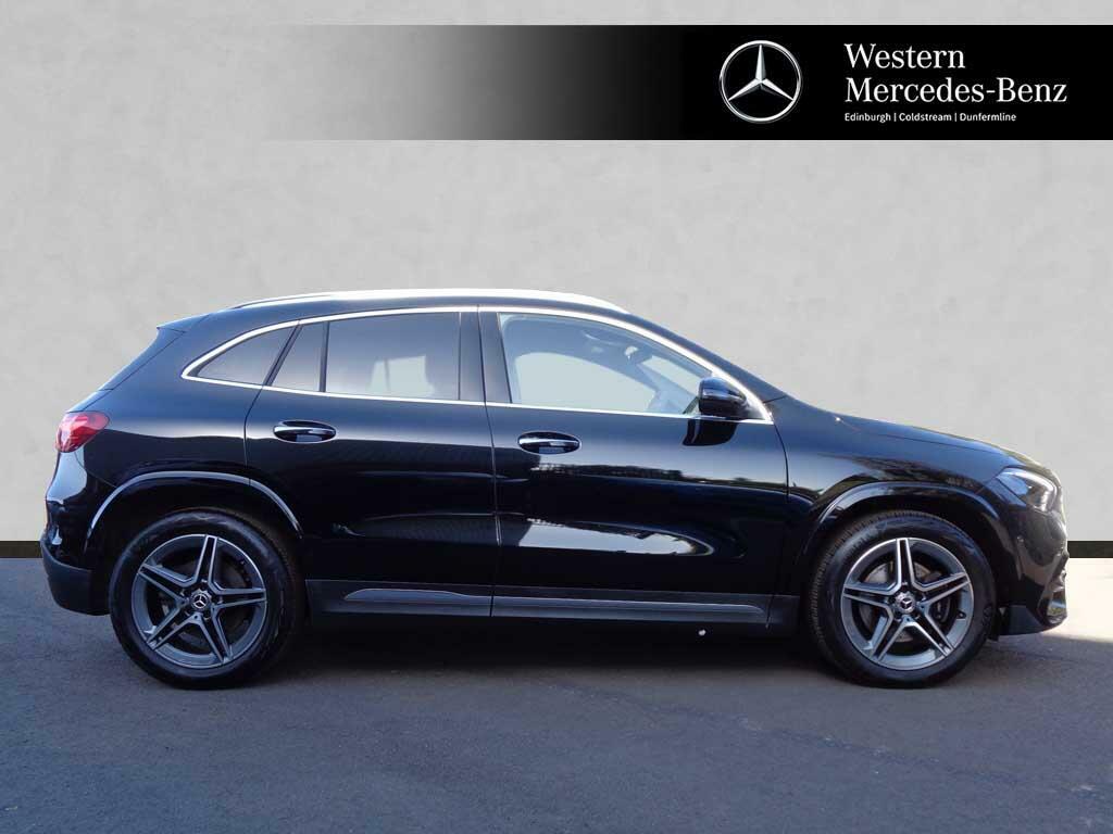 Mercedes-Benz GLA Class Gla 220 D 4Matic Amg Line Executive Black #6