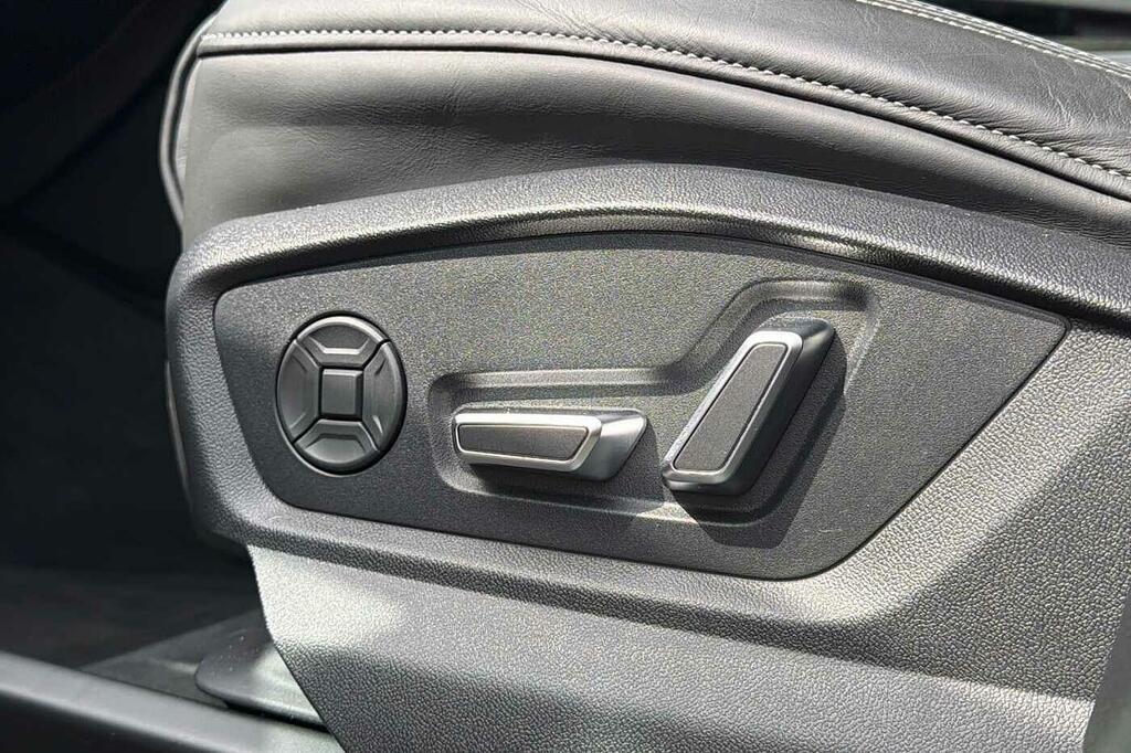 Audi Q7 55 Tfsi E Quattro Black Ed Tiptronic Tech Blue #40