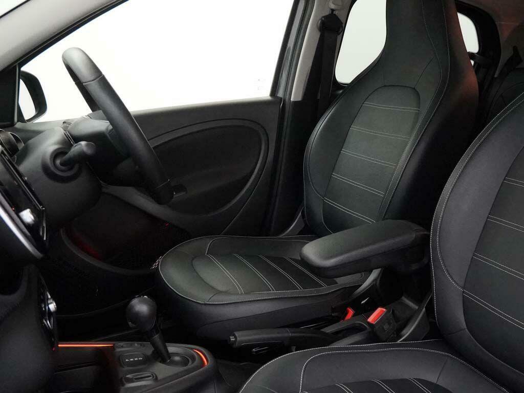 Smart Forfour 17.6Kwh Exclusive Hatchback 22K Grey #31