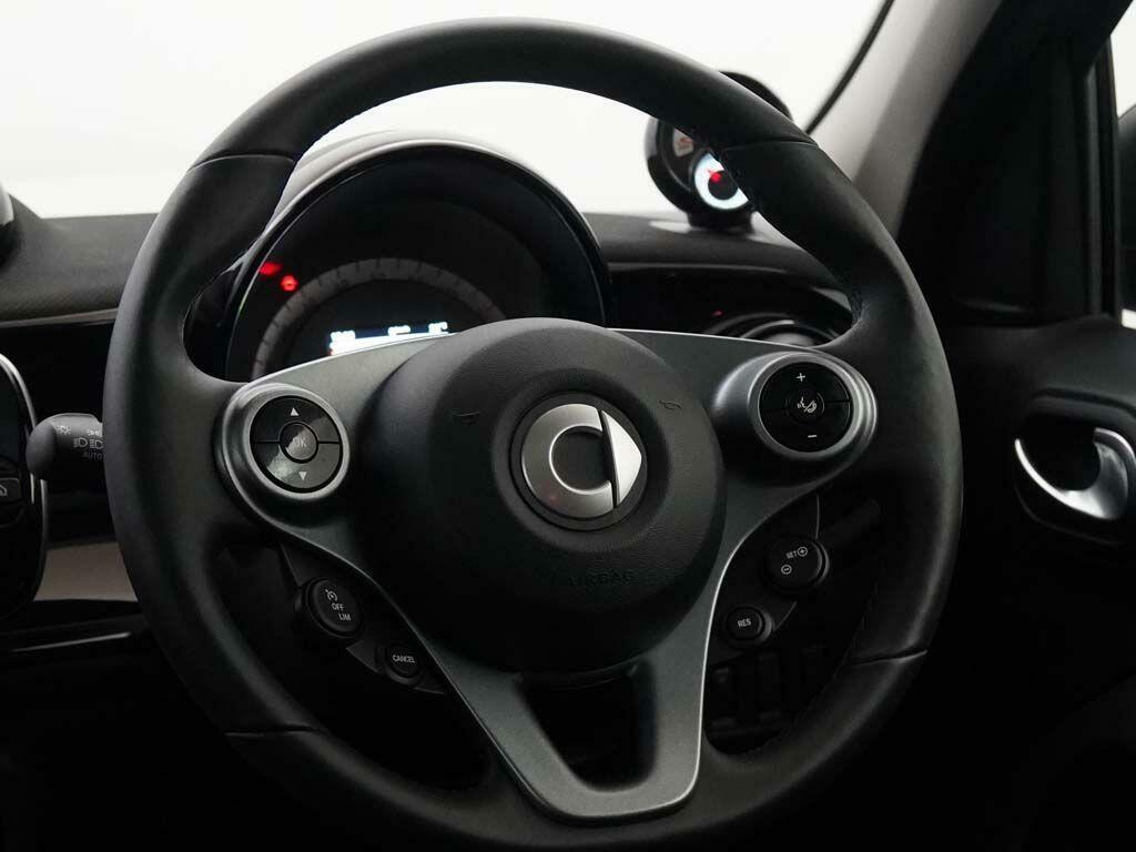 Smart Forfour 17.6Kwh Exclusive Hatchback 22K Grey #28