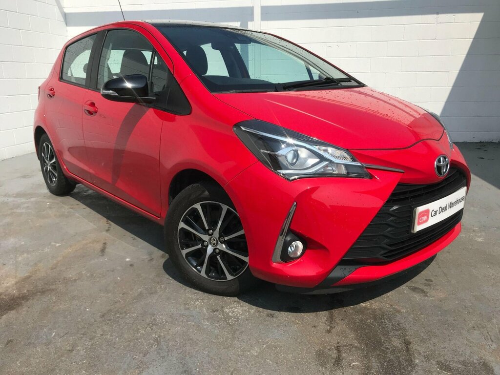 Toyota Yaris 1.5 Vvt-i Icon Tech Hatchback Eu Red