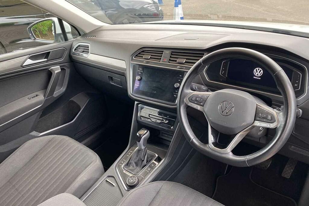 Volkswagen Tiguan Allspace 2.0 Tdi 4Motion Life Dsg SK73JJF White #6