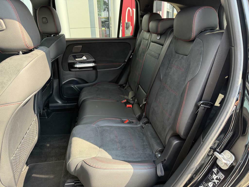 Mercedes-Benz GLB Class Suv White #9