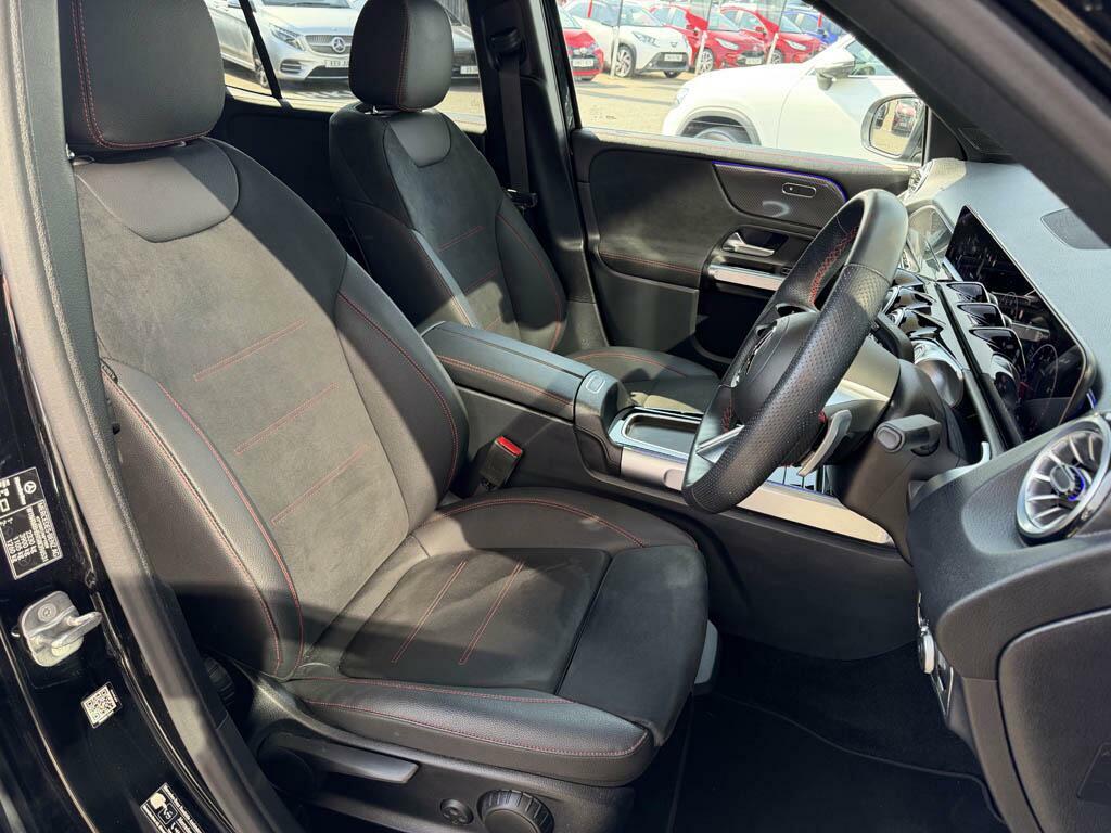 Mercedes-Benz GLB Class Suv White #20