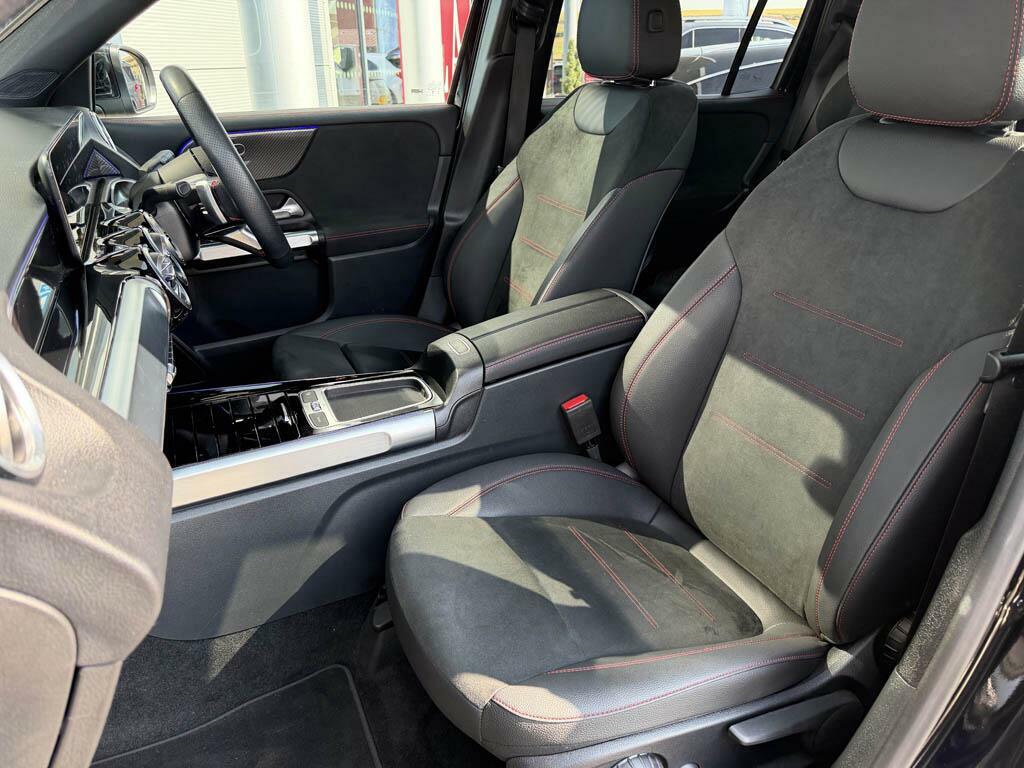 Mercedes-Benz GLB Class Suv White #16