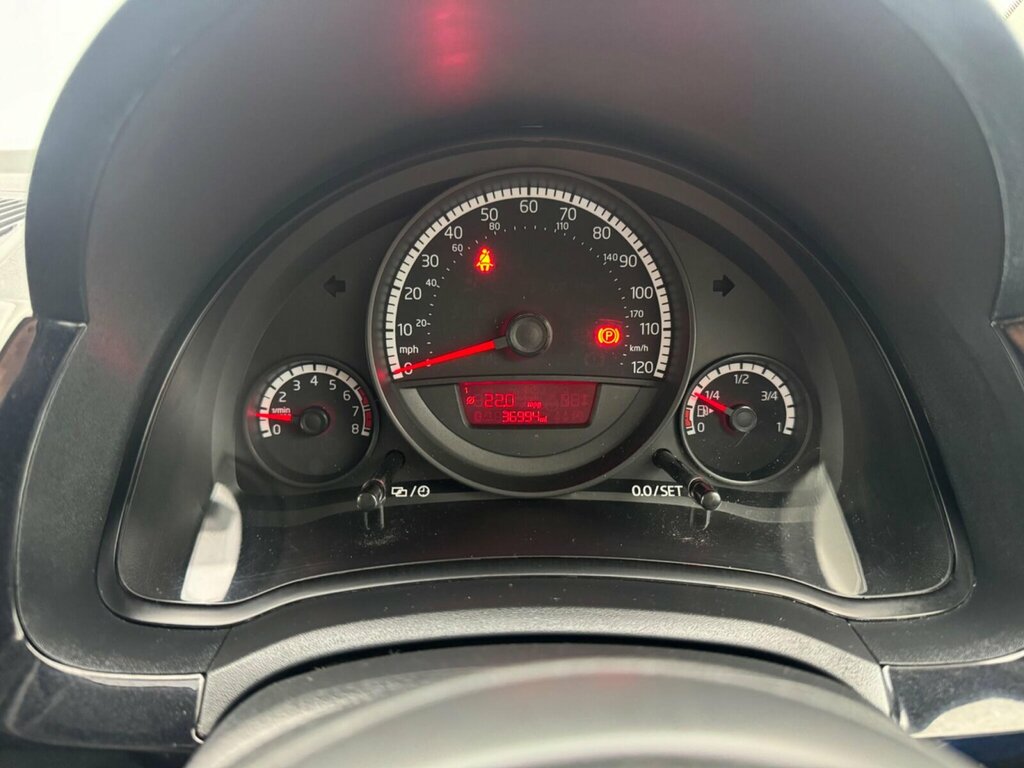Volkswagen Up Move Up Silver #11