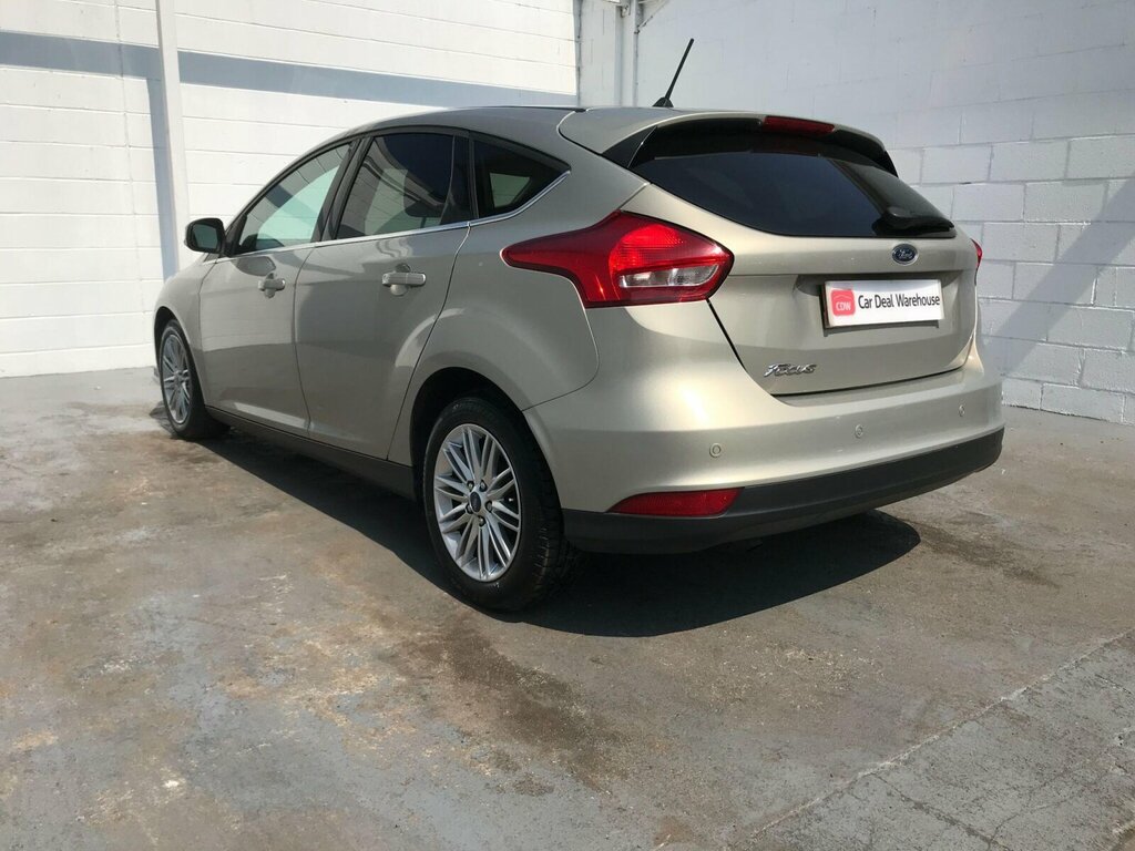 Ford Focus 1.5 Tdci Zetec Edition Hatchback SG67UFV Silver #3