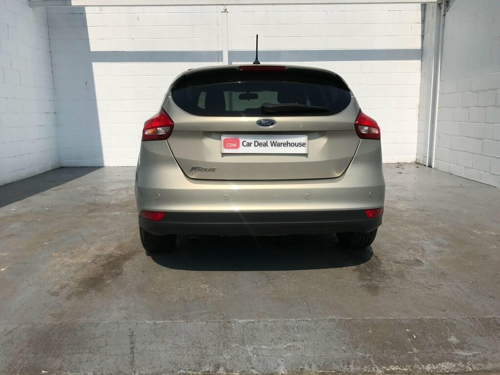 Ford Focus 1.5 Tdci Zetec Edition Hatchback SG67UFV Silver #5