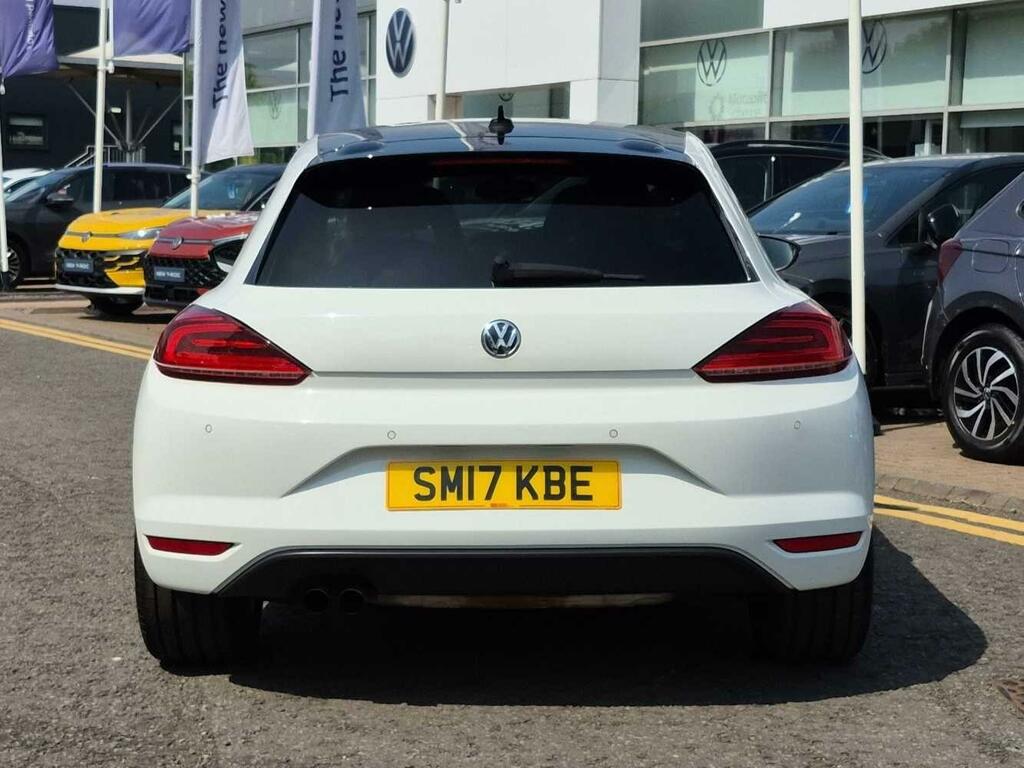 Volkswagen Scirocco Gt Black Edition 1.4 Tsi 125Ps 6-Speed 3 Do White #4