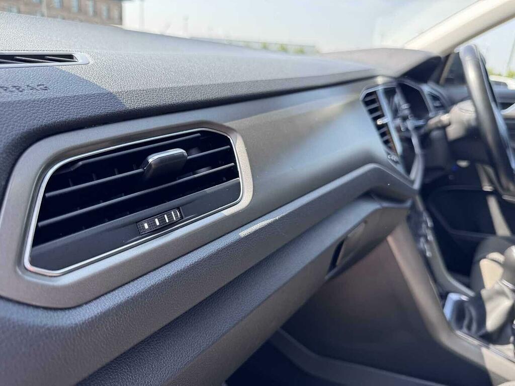 Volkswagen T-Roc 1.0 Tsi Design White #32