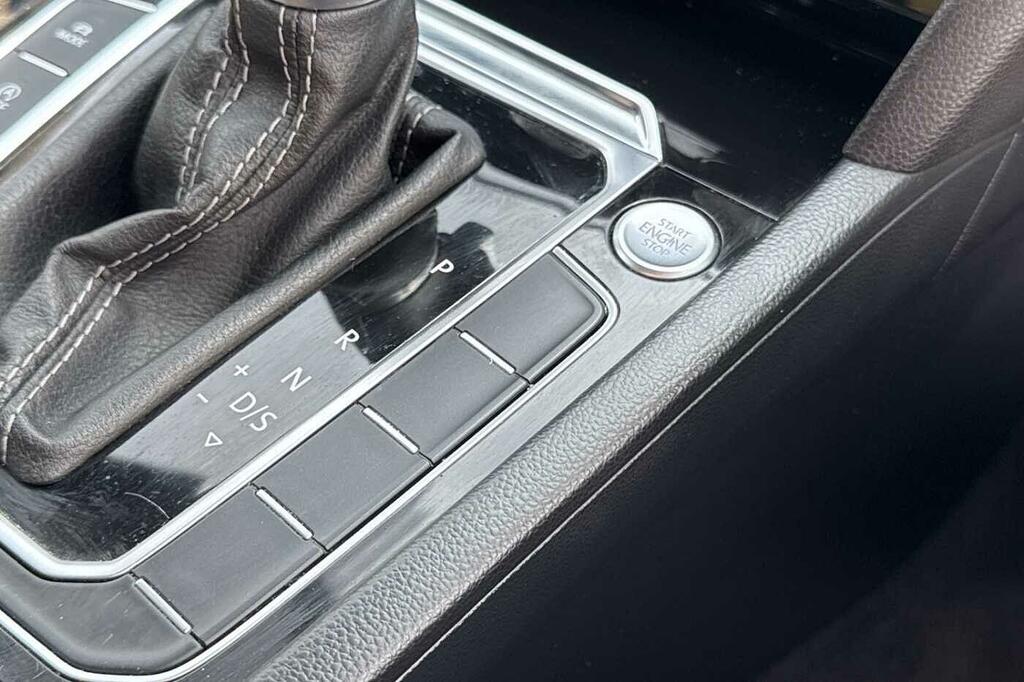 Volkswagen Arteon Elegance Grey #28