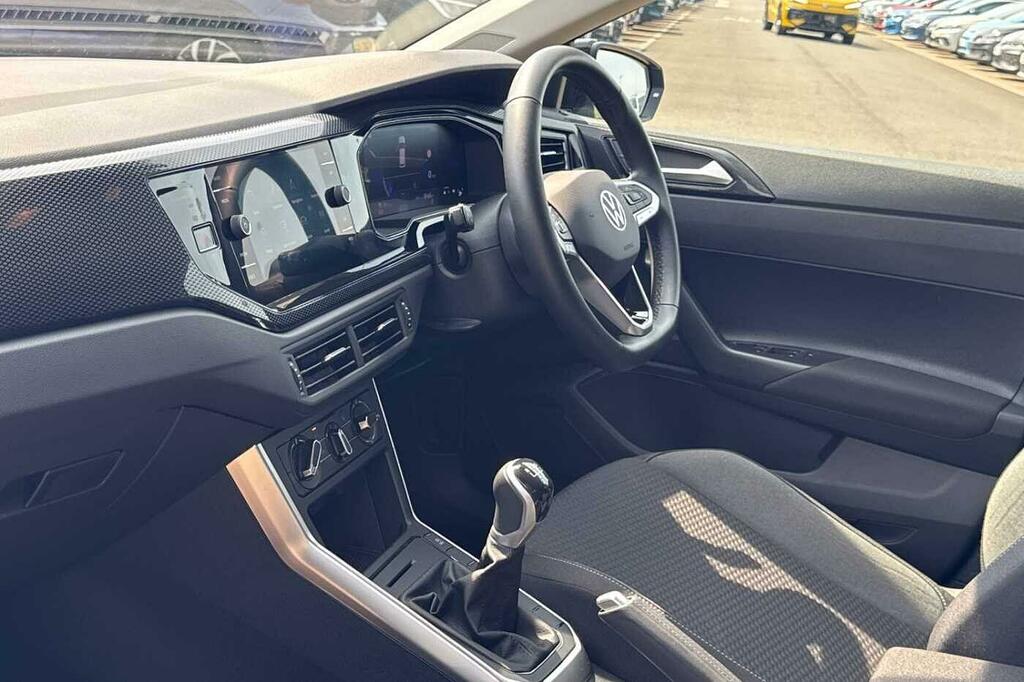 Volkswagen Polo 1.0 Tsi Match Black #2