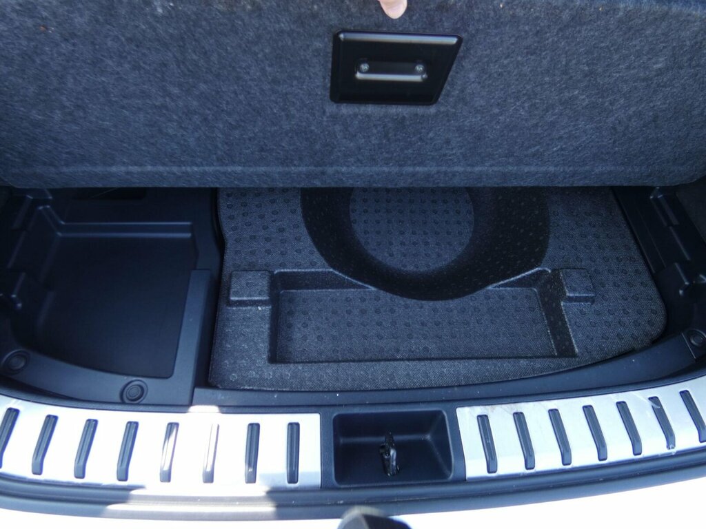 Lexus NX 2.5 300H 195 Bhp White #41