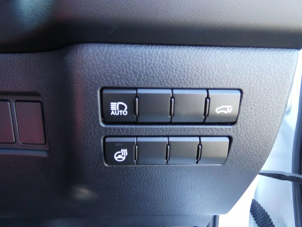 Lexus NX 2.5 300H 195 Bhp White #27