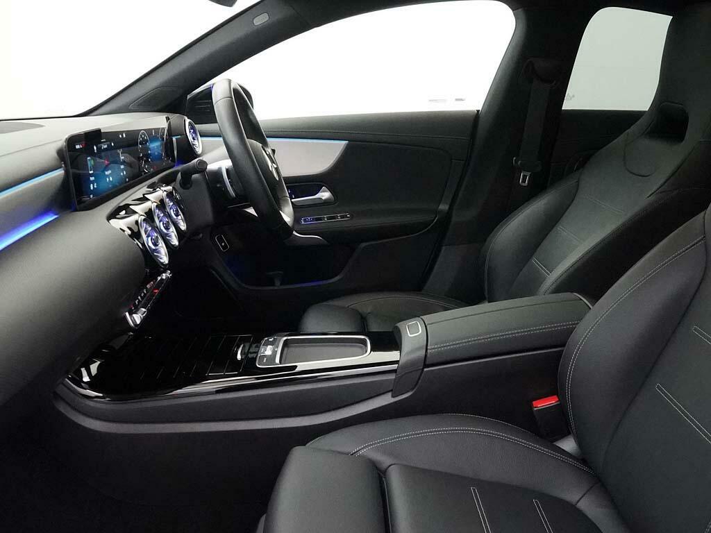Mercedes-Benz CLA Class Cla 200 Amg Line Premium Plus Grey #3