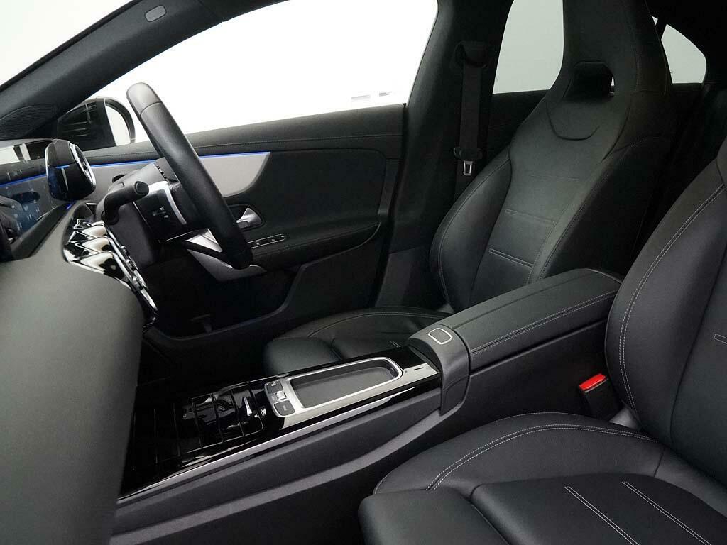 Mercedes-Benz CLA Class Cla Black #40