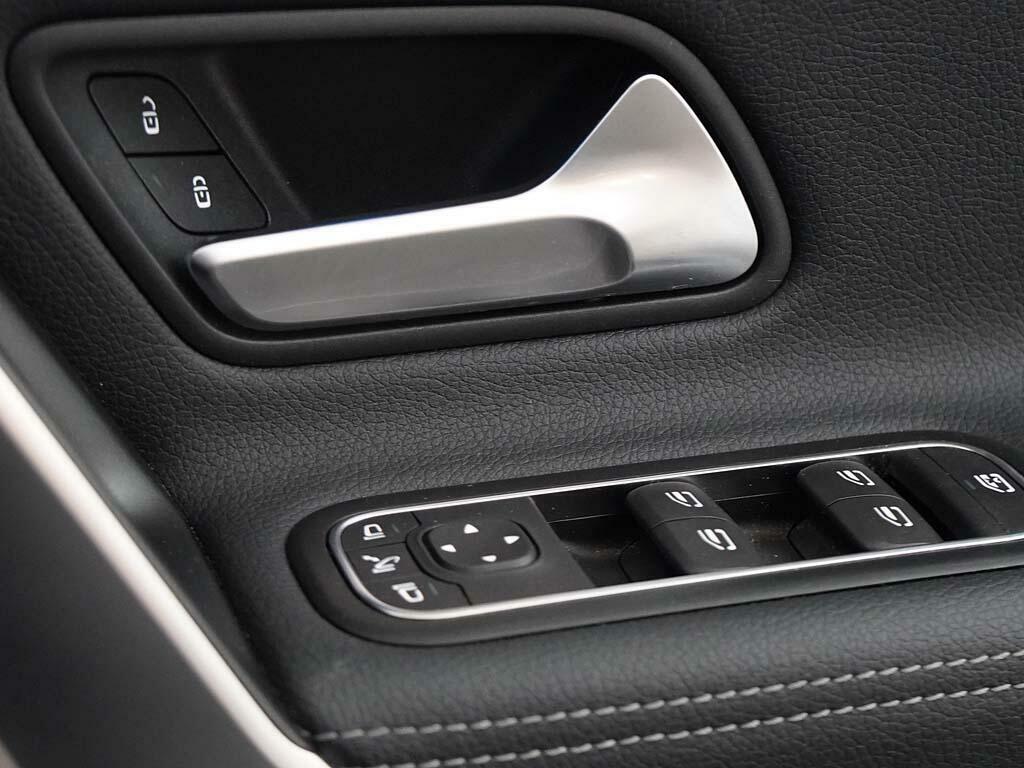 Mercedes-Benz CLA Class Cla Black #31