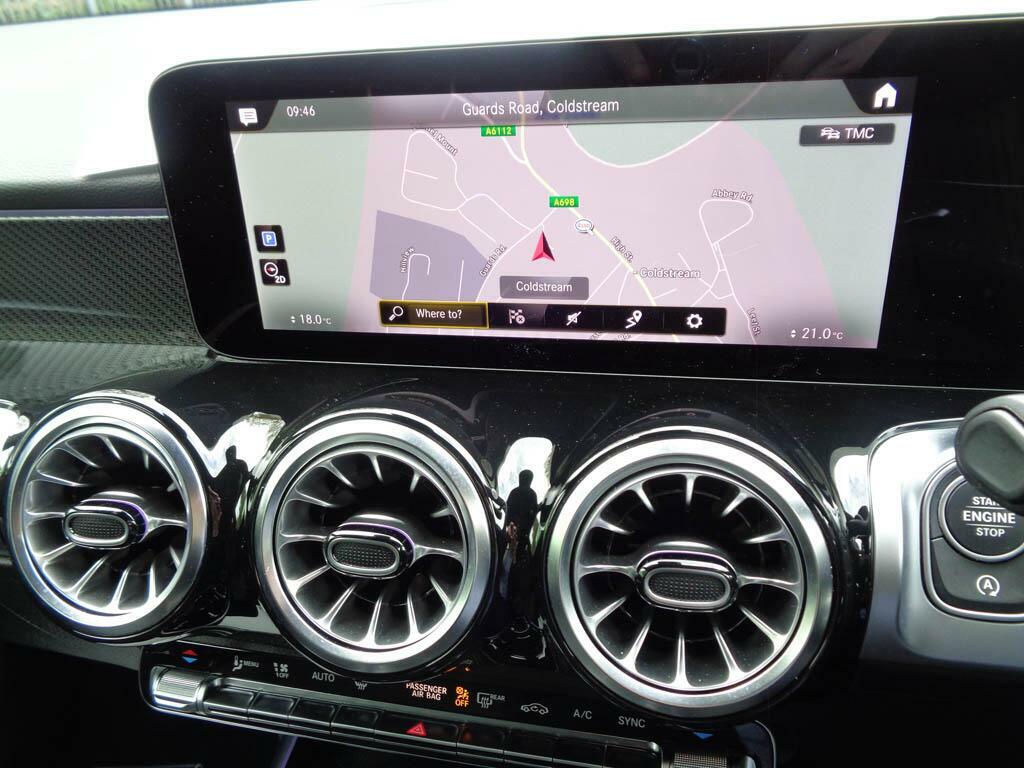 Mercedes-Benz GLB Class Glb 200 Amg Line Premium Plus Night Edition 7 Sea Red #5