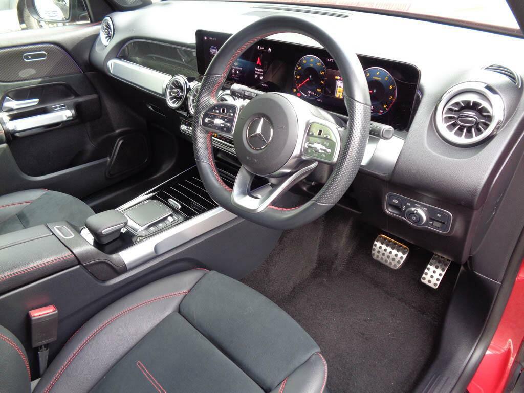 Mercedes-Benz GLB Class Glb 200 Amg Line Premium Plus Night Edition 7 Sea Red #3