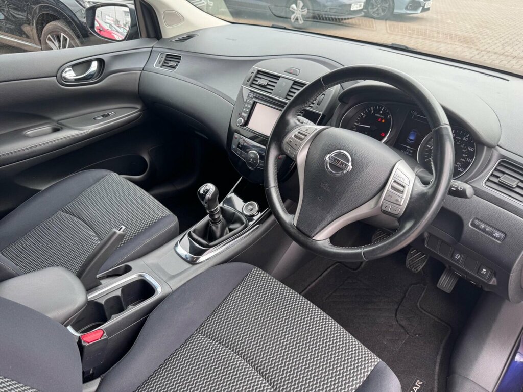 Nissan Pulsar Hatchback Silver #9