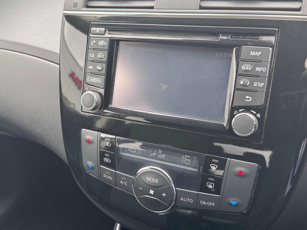Nissan Pulsar Hatchback Silver #15