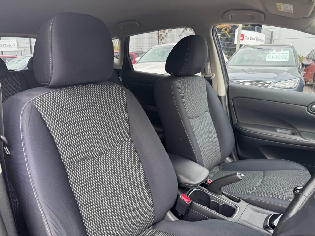 Nissan Pulsar Hatchback Silver #10