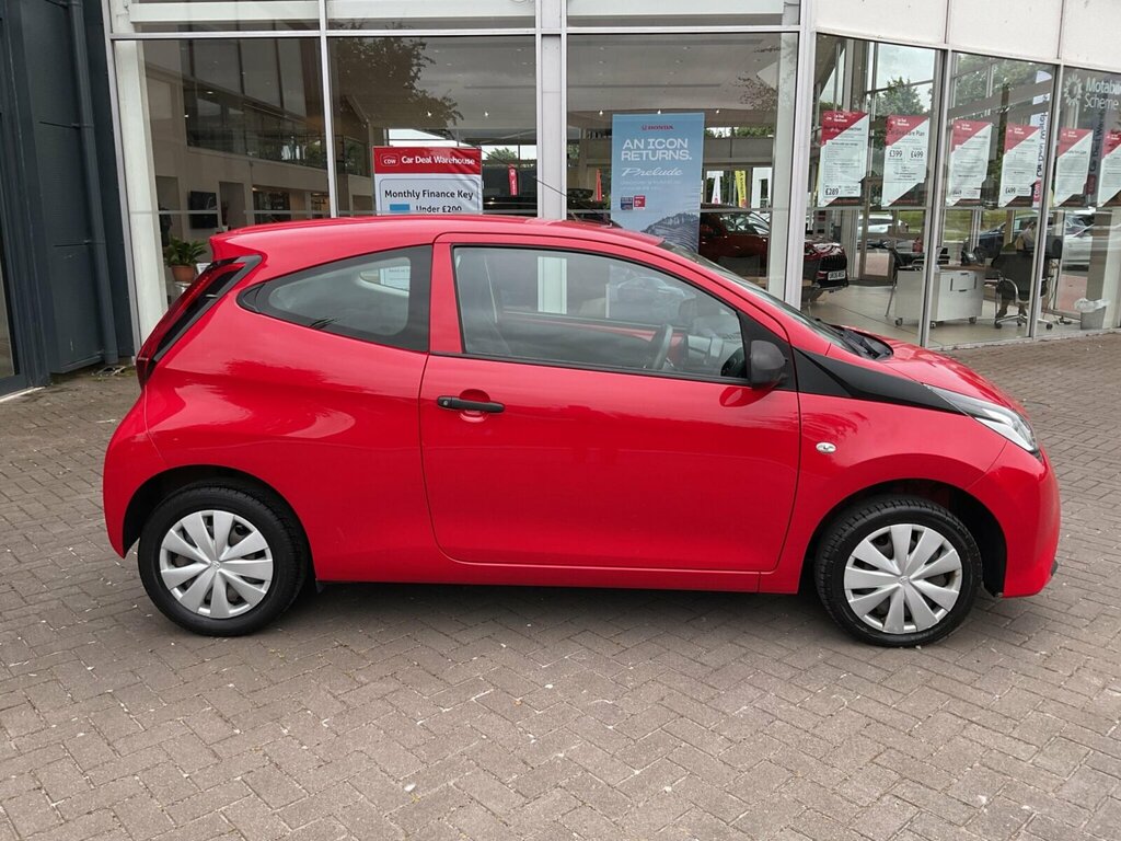 Toyota Aygo 1.0 Vvt-i X Euro 6 Red #3