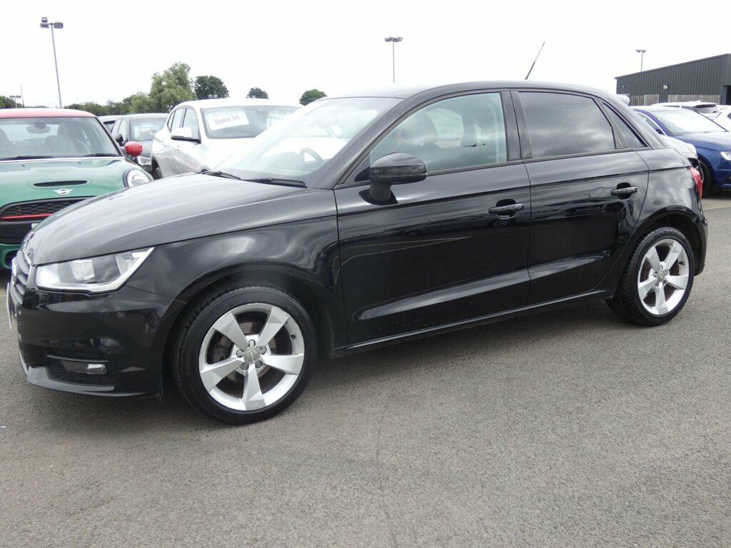 Audi A1 1.4 Tfsi Cod Black Edition Sportback S White #11
