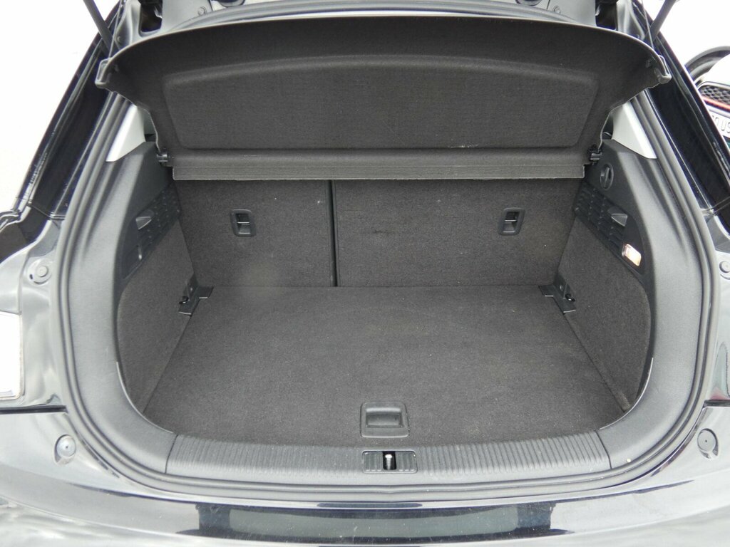 Audi A1 1.4 Tfsi Cod Black Edition Sportback S White #20